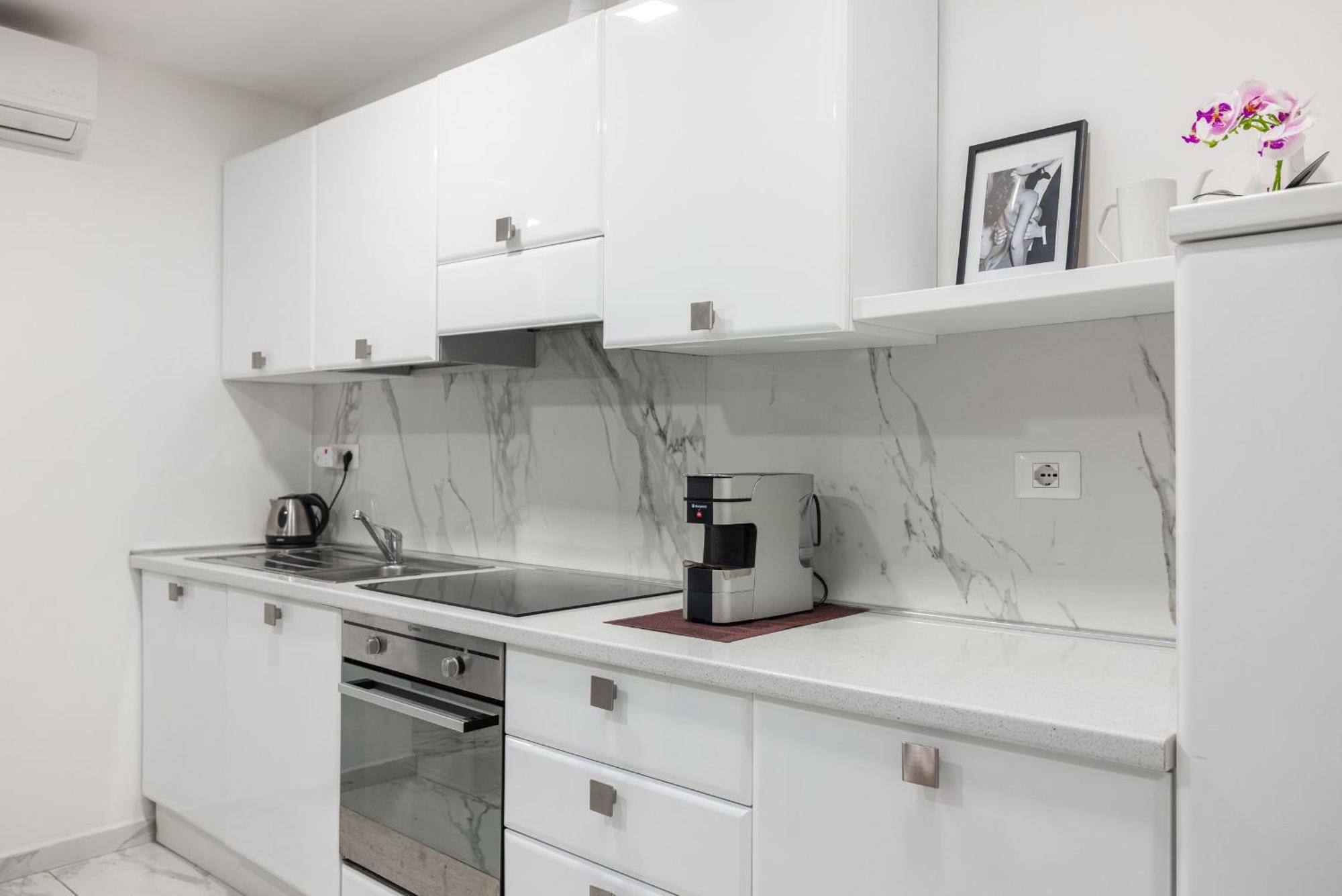 Chic House Apartment Bari
