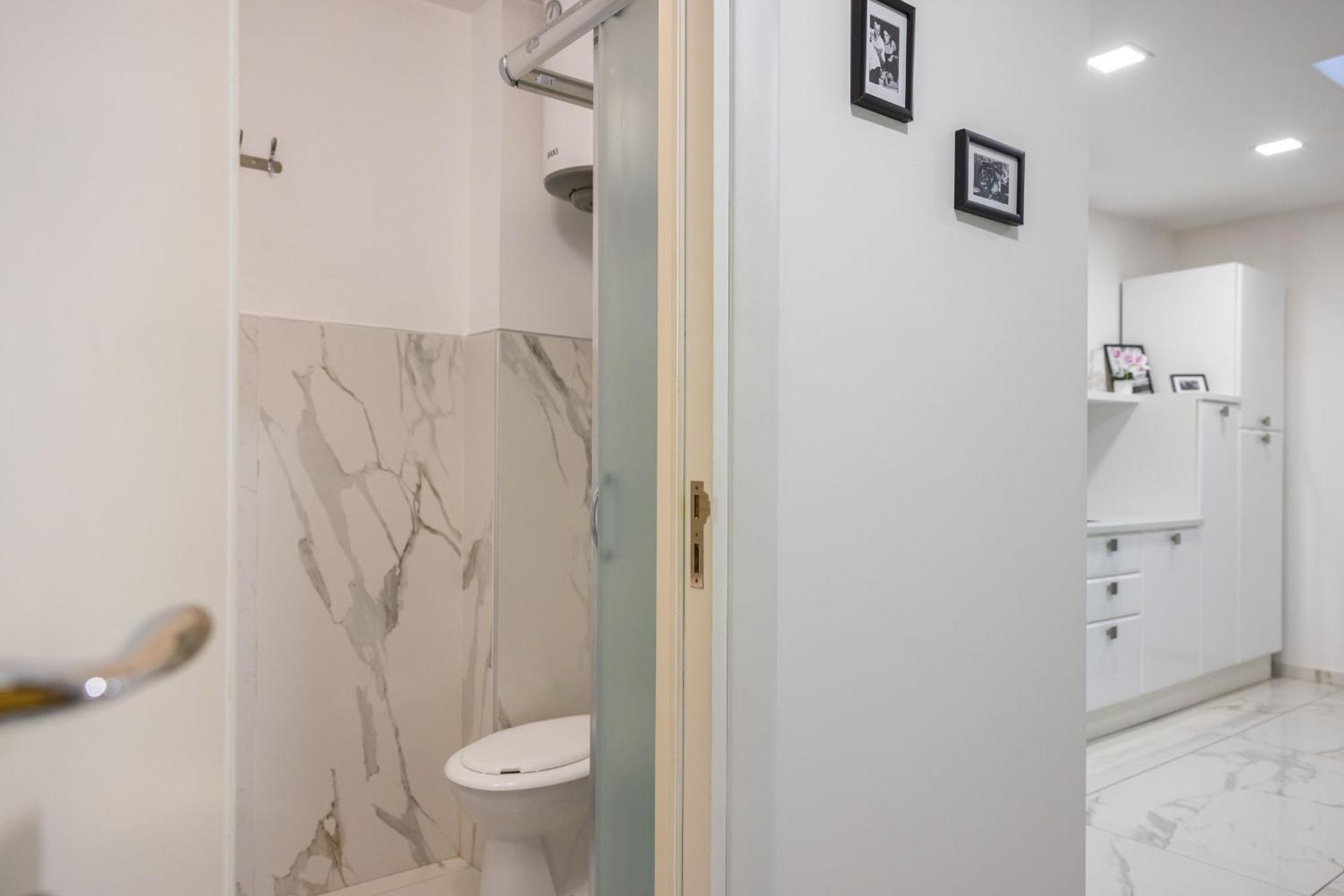 Apartment Chic House Bari