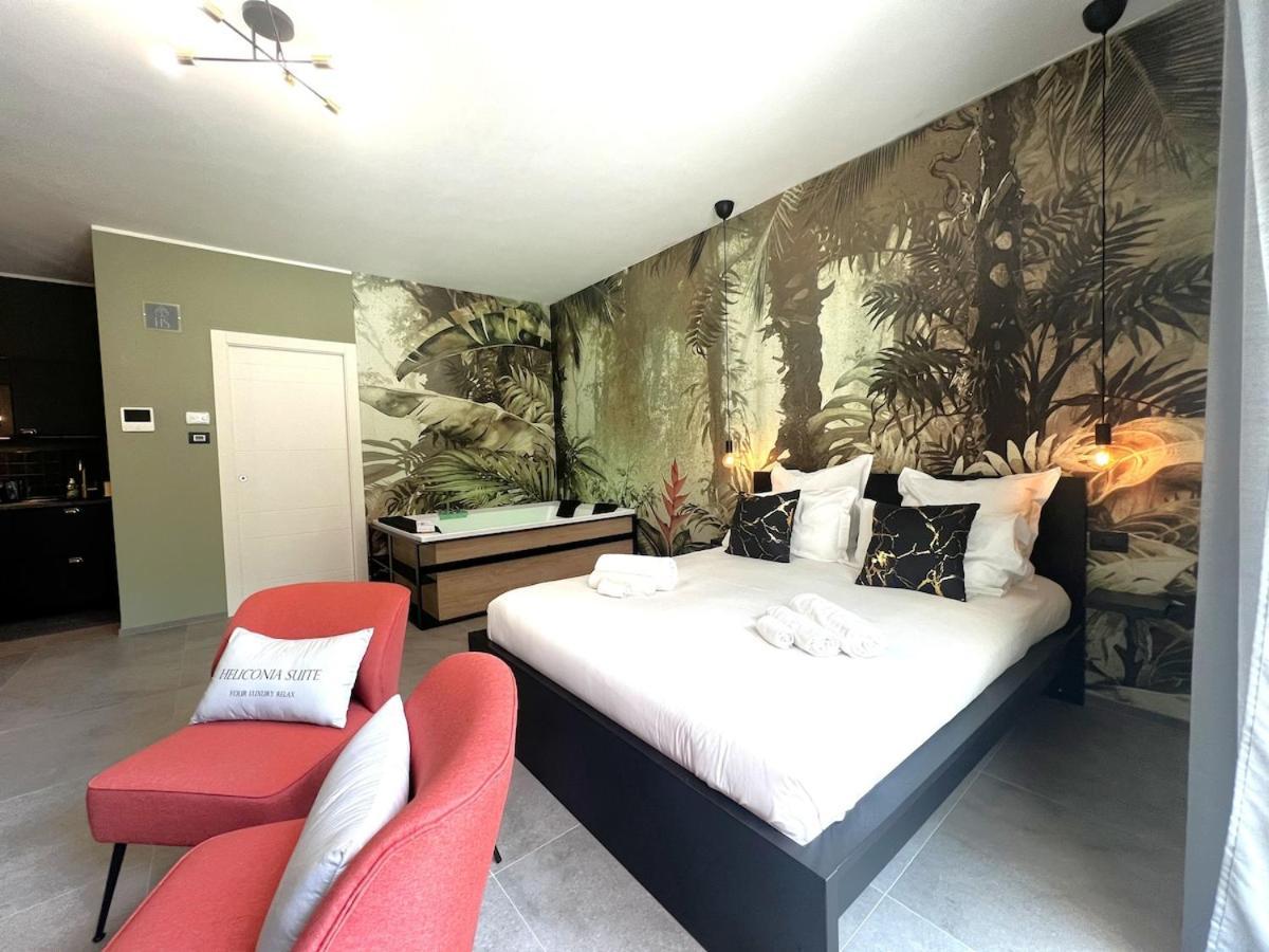Heliconia Apartment
