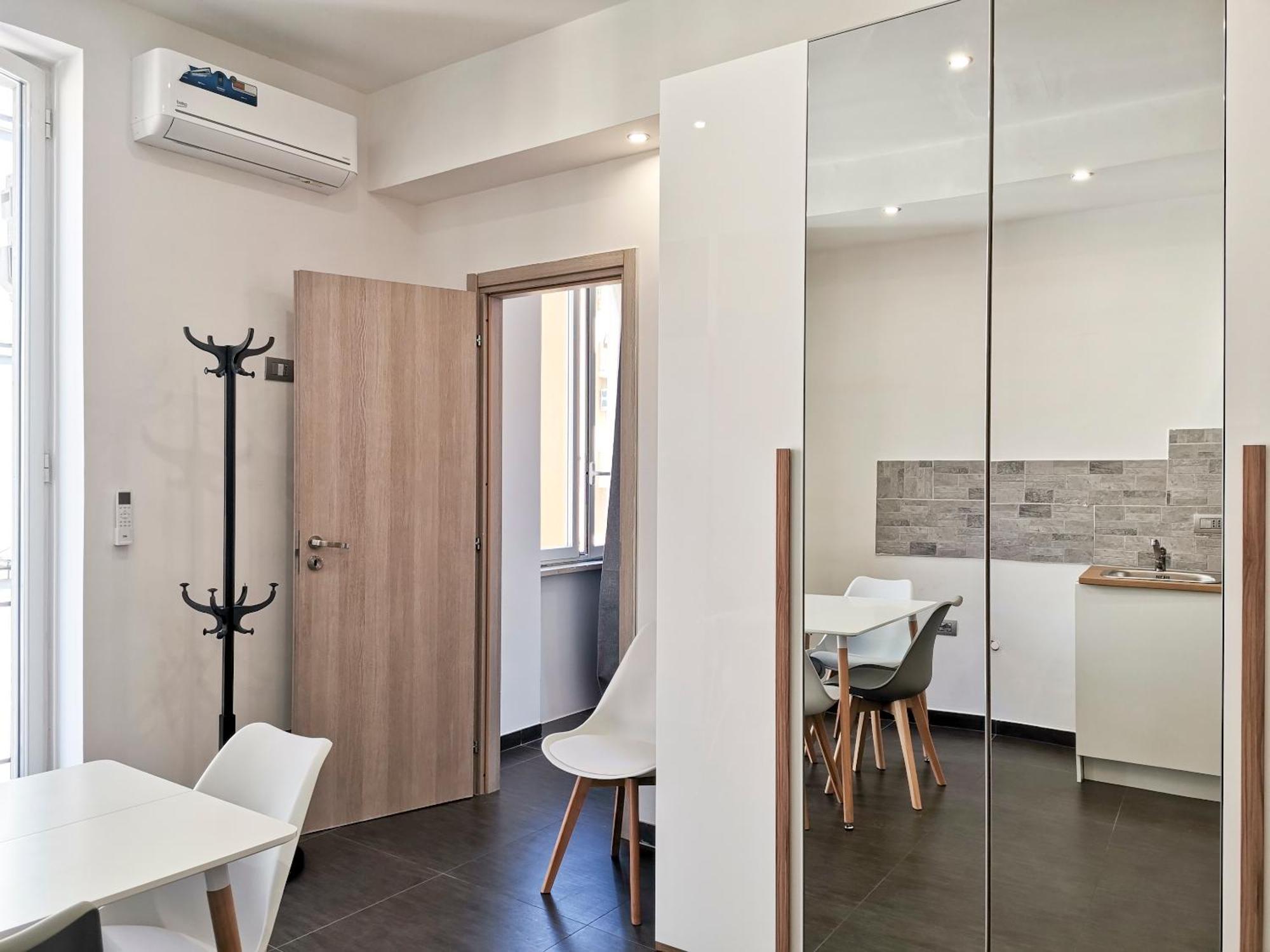 Dante467 Apartment