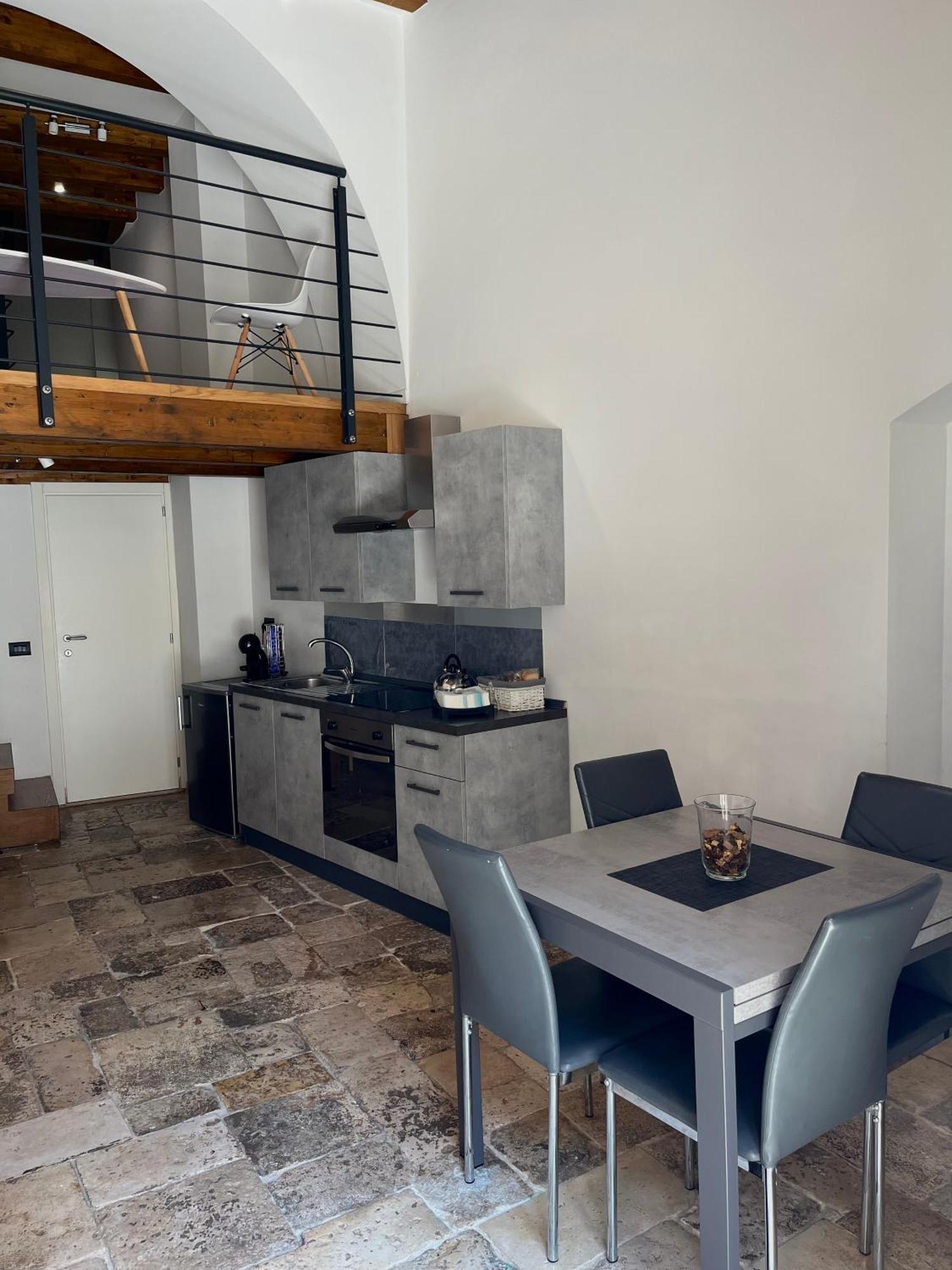 Ground Stone Appartamento Bari