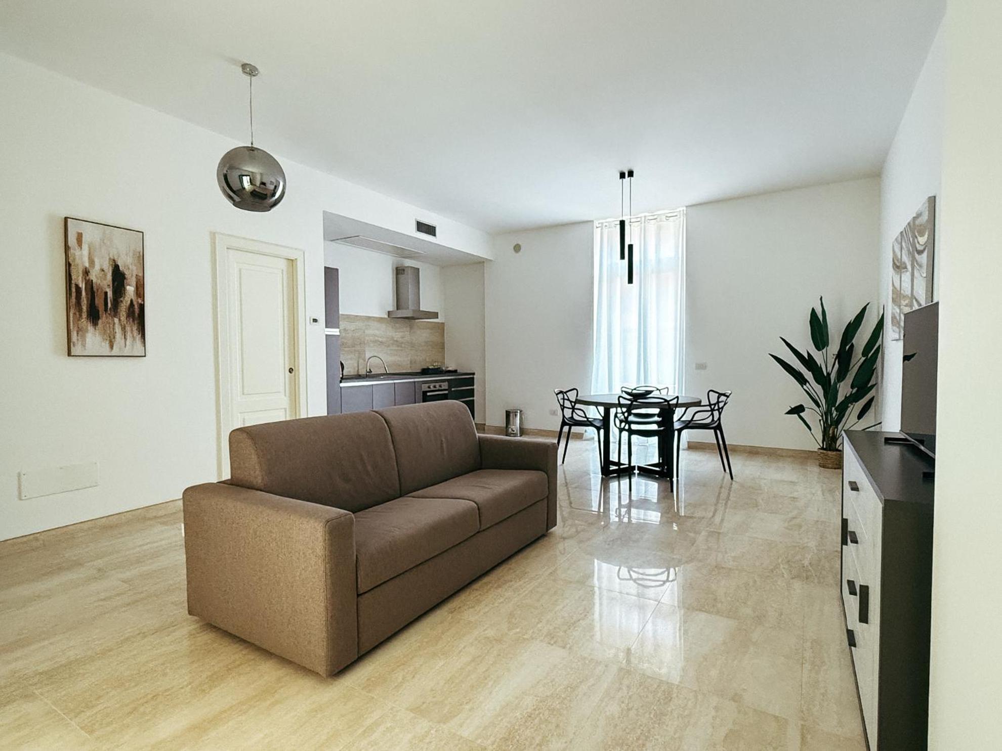56 - Apartment