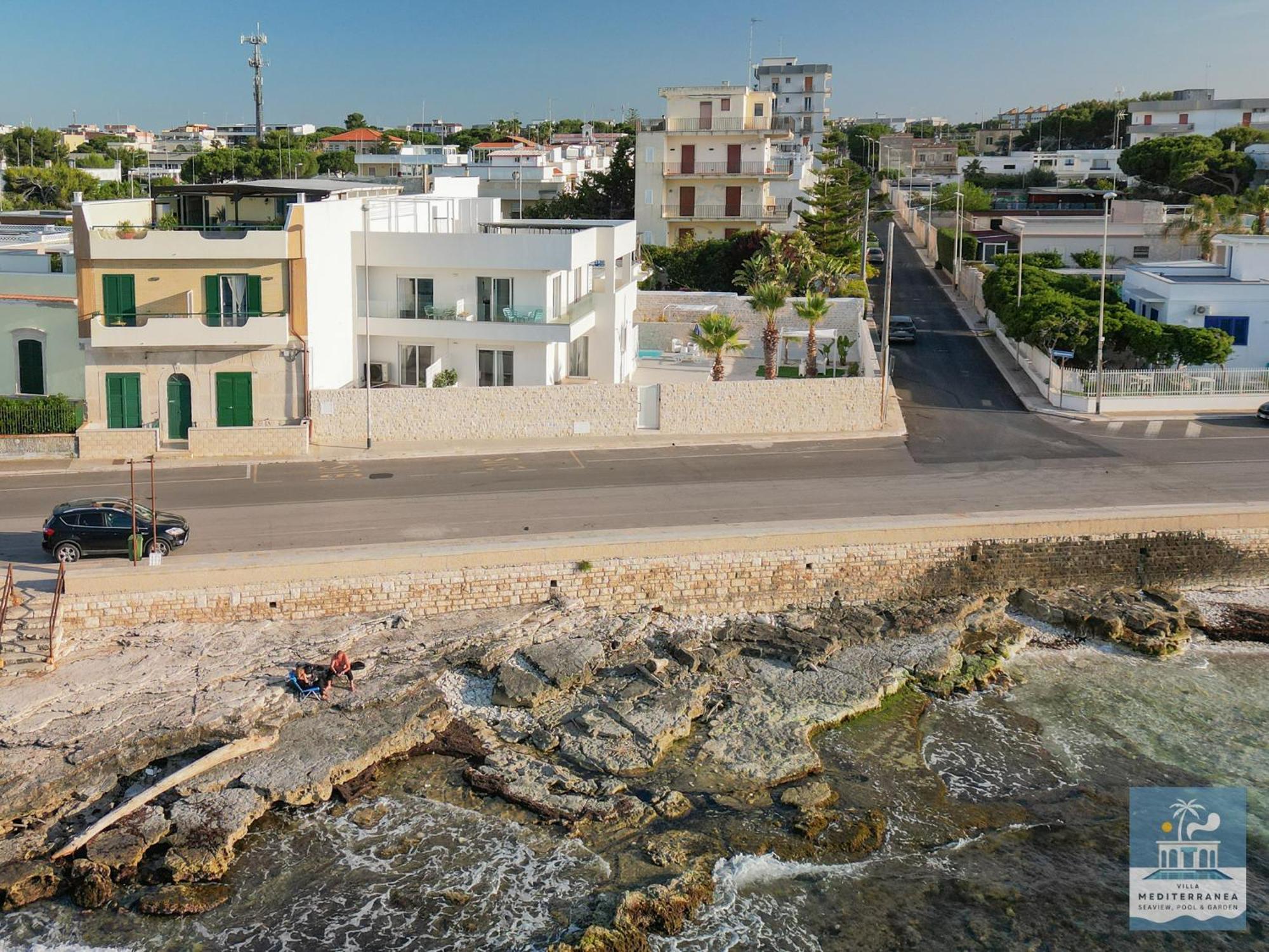 Apartment Mediterranea - Seaview, Pool & Garden Bari