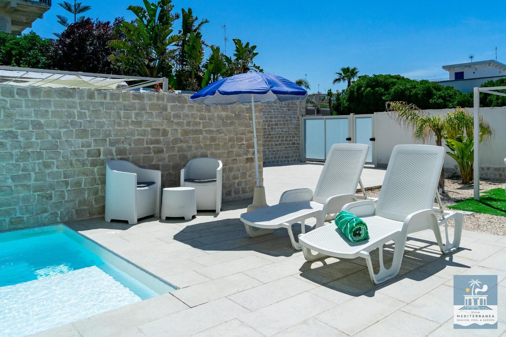 Mediterranea - Seaview, Pool & Garden Apartment