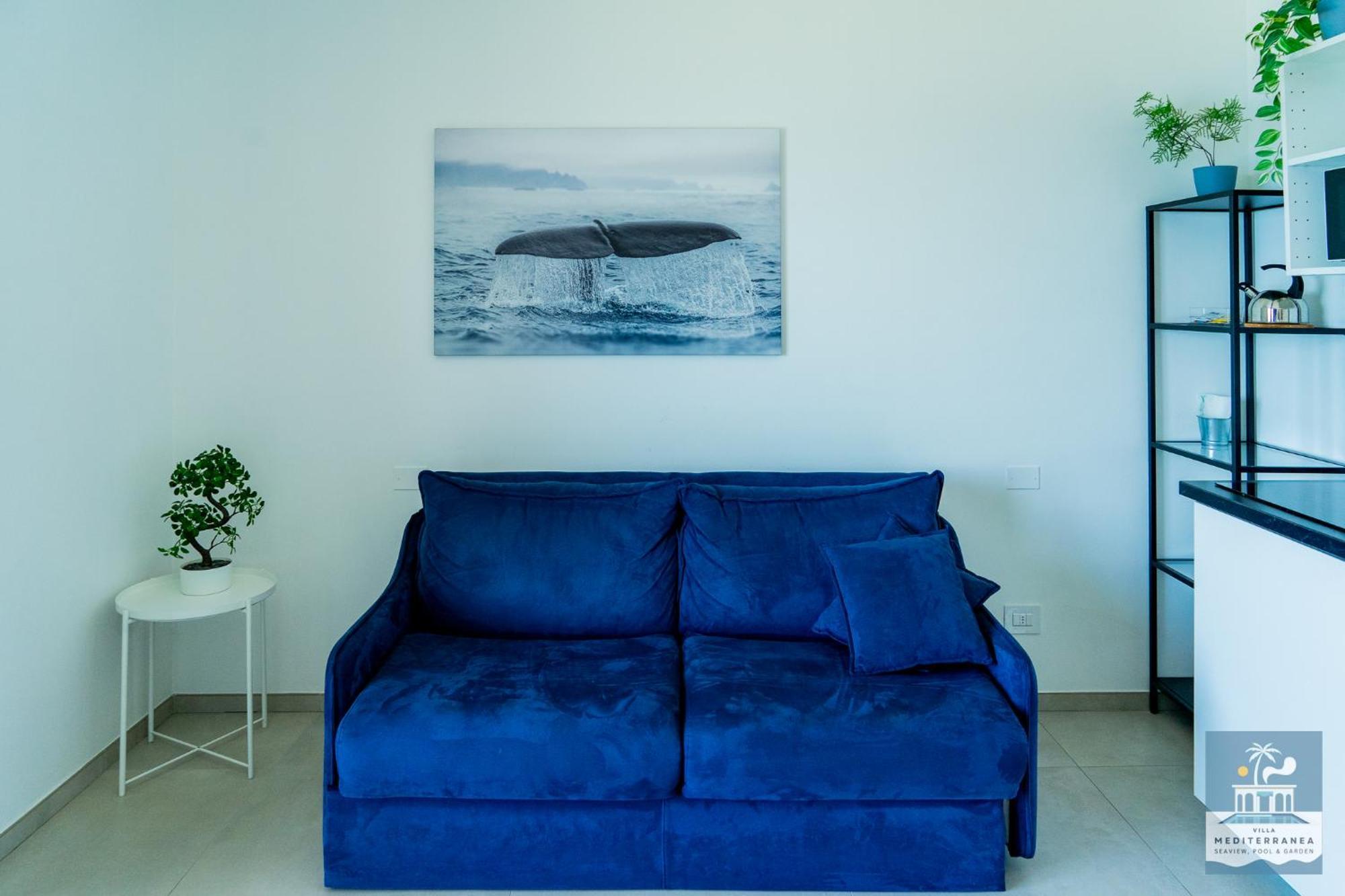 Mediterranea - Seaview, Pool & Garden Apartment Bari