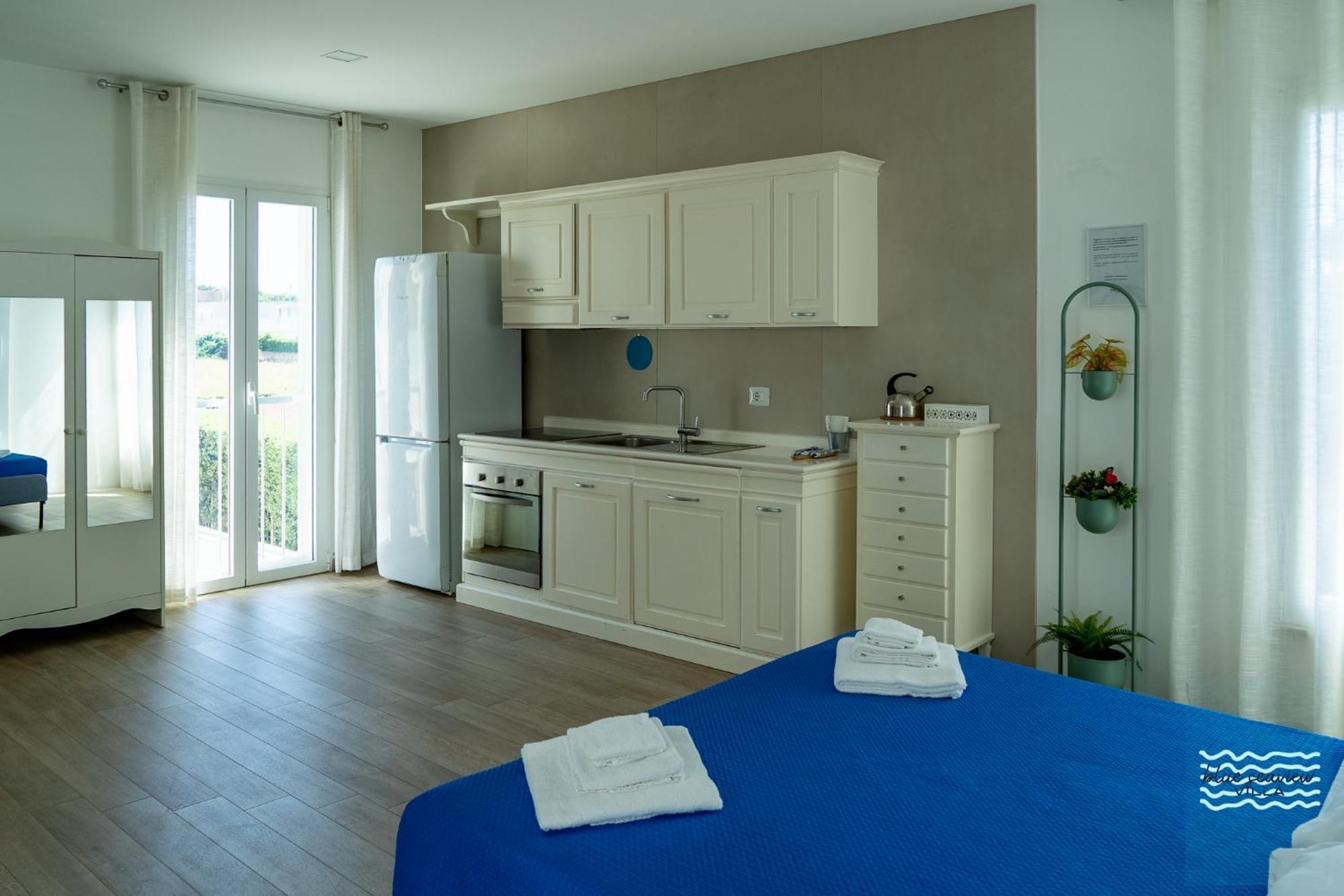 Apartment Blue Seaview