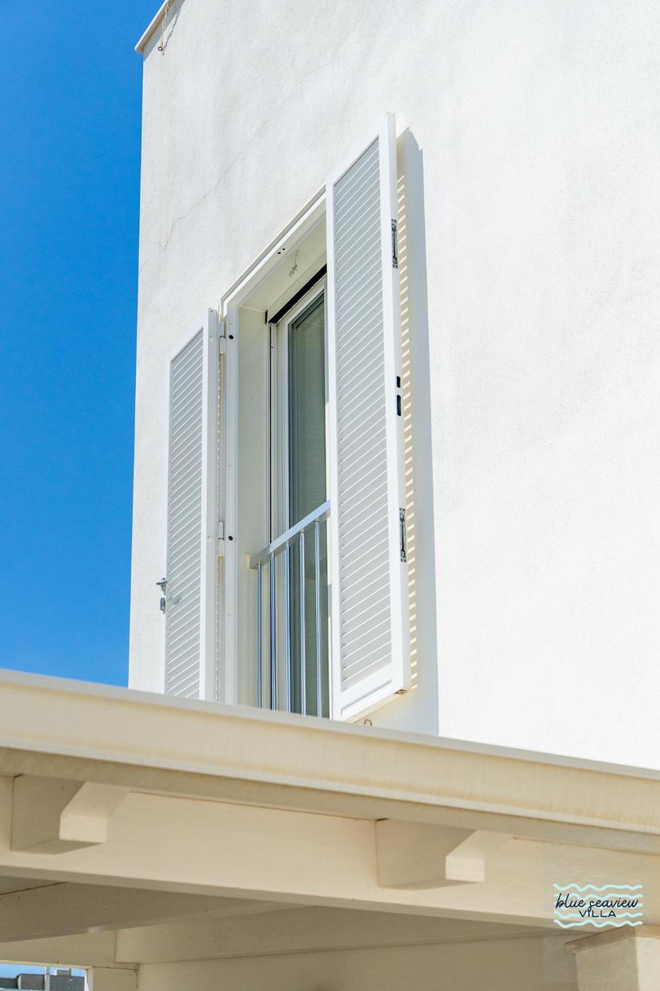 Blue Seaview Bari