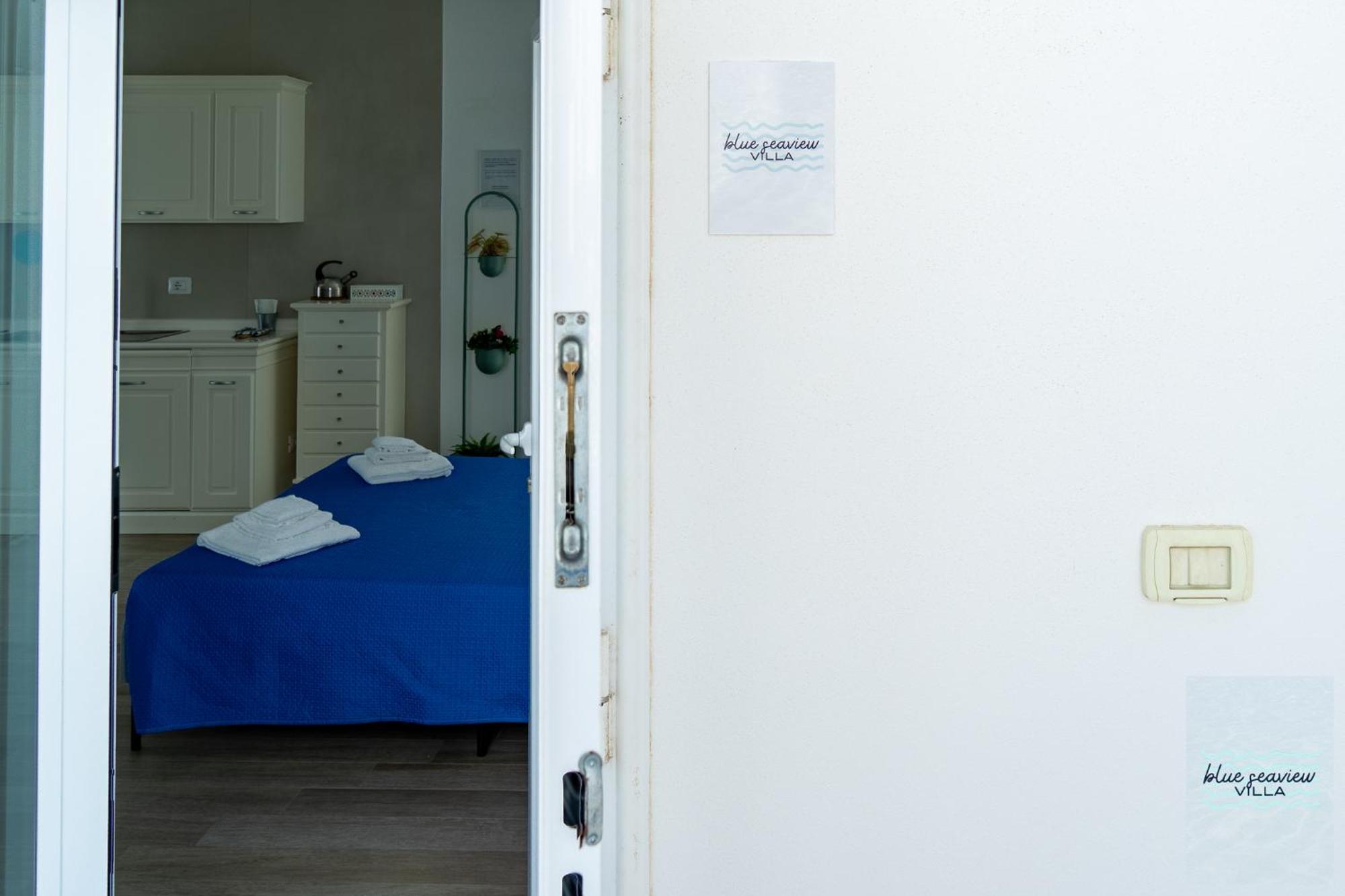 Blue Seaview Apartment Bari