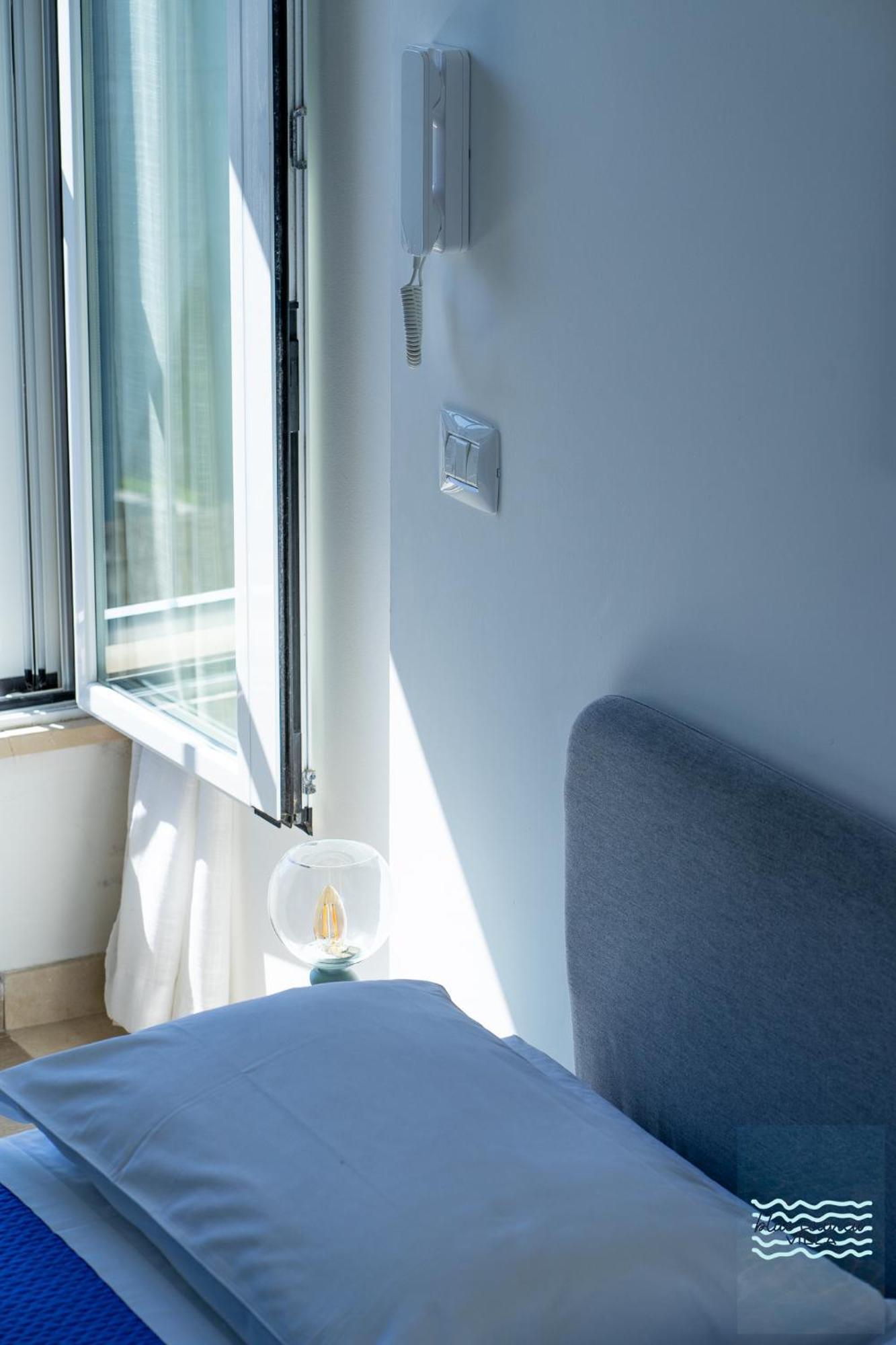 Apartment Blue Seaview