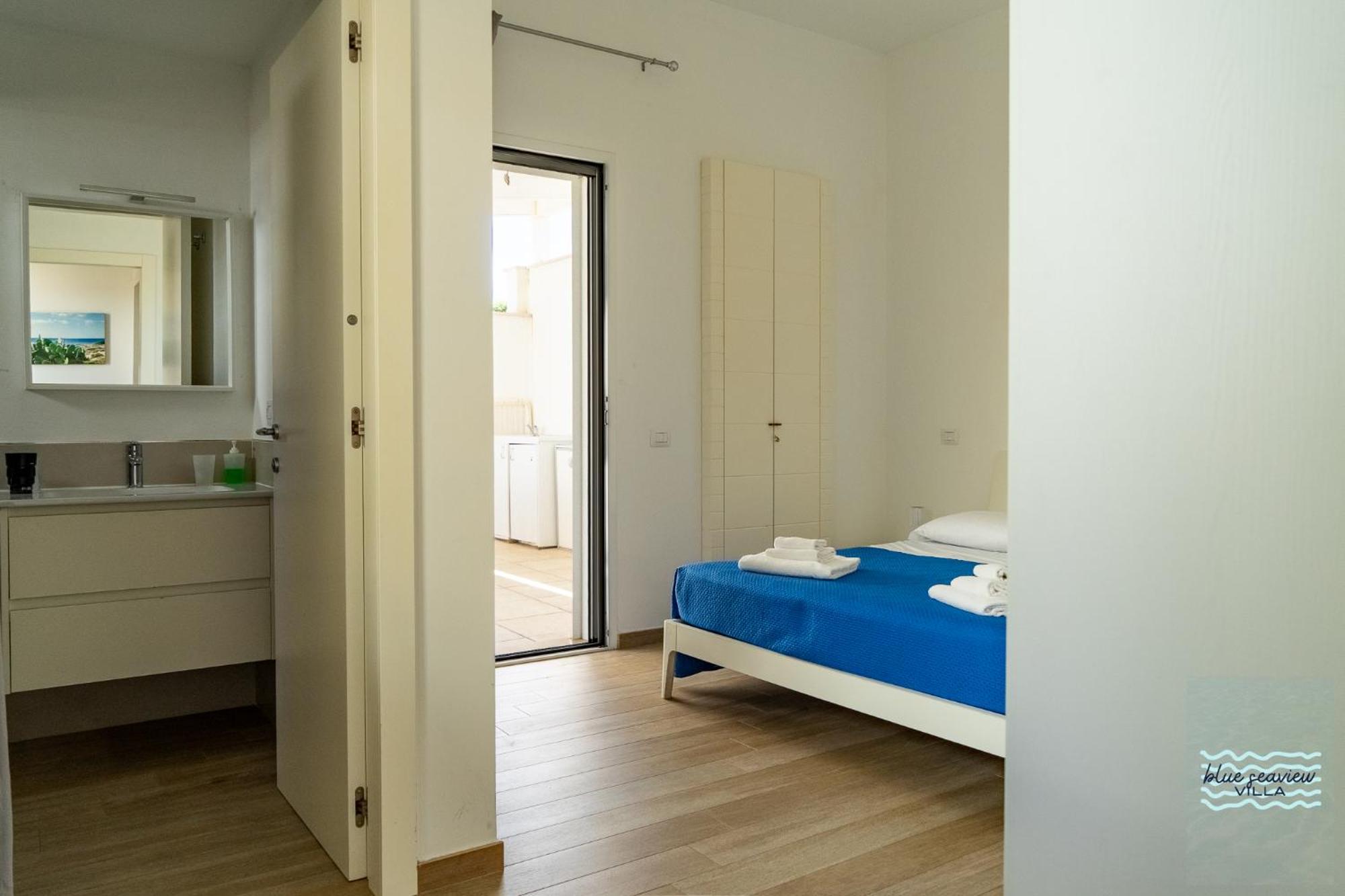 Blue Seaview Apartment Bari