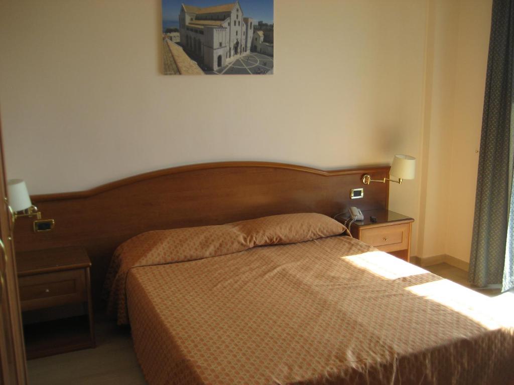 Hotel Campus 3*