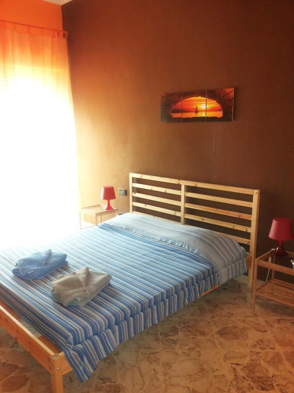 Bed 21 * Bari
