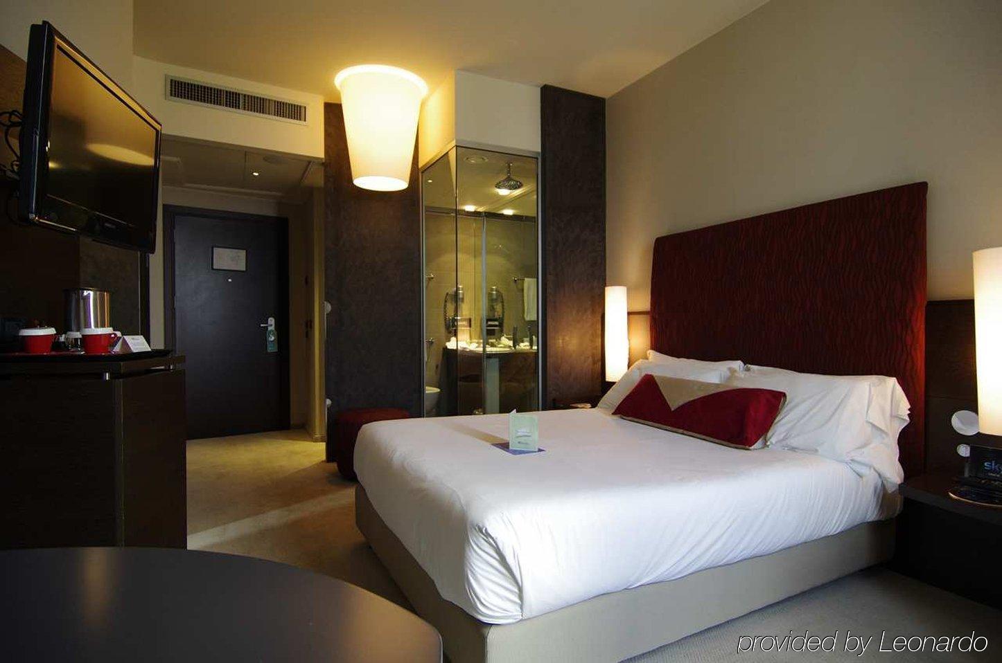 Hi Hotel 4*