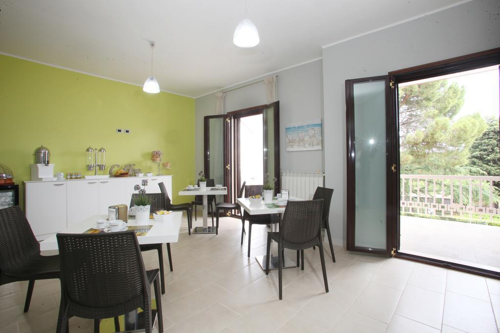 La Dimora Acomodação com café da manhã 
