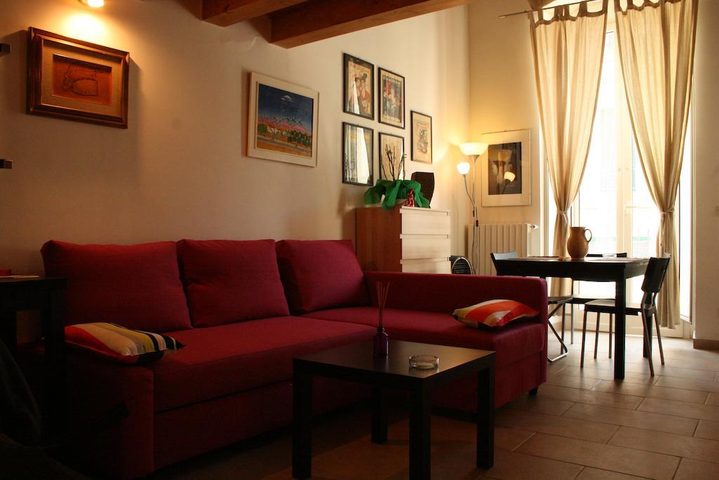 Piazzetta Santa Barbara Apartment *