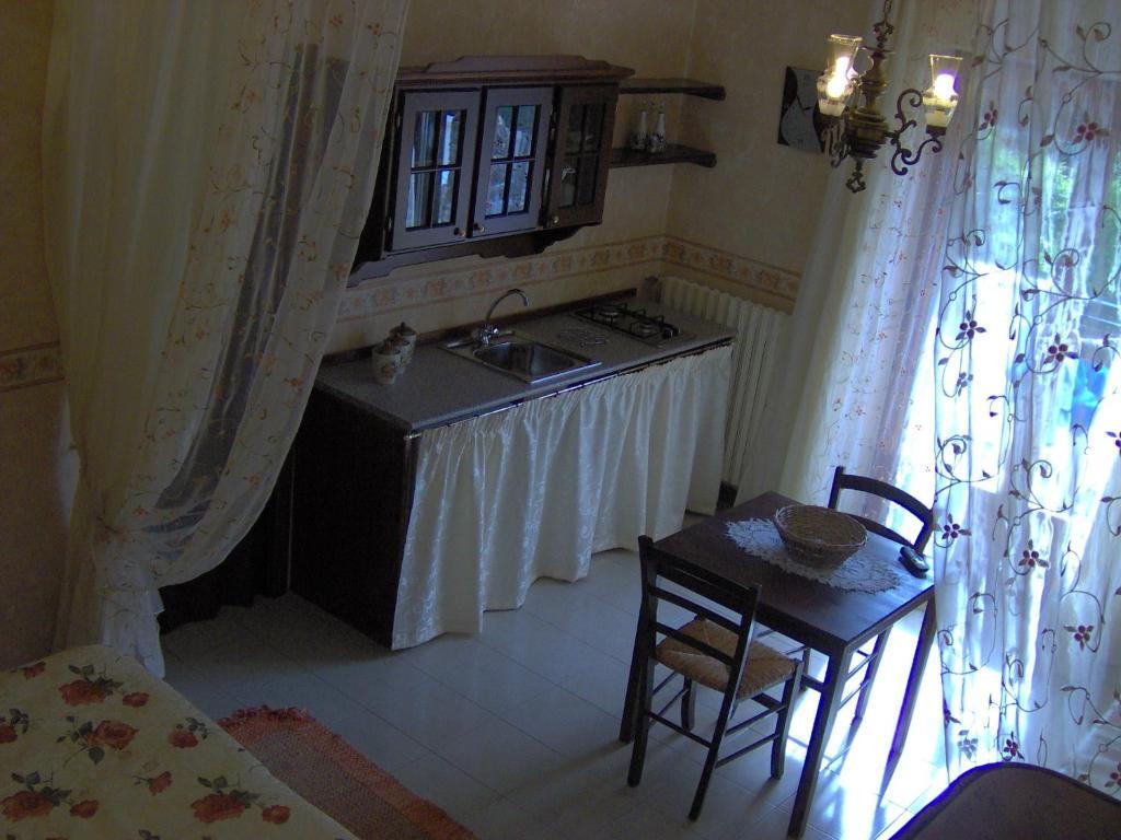 Santa Fara Bed & Breakfast 3*