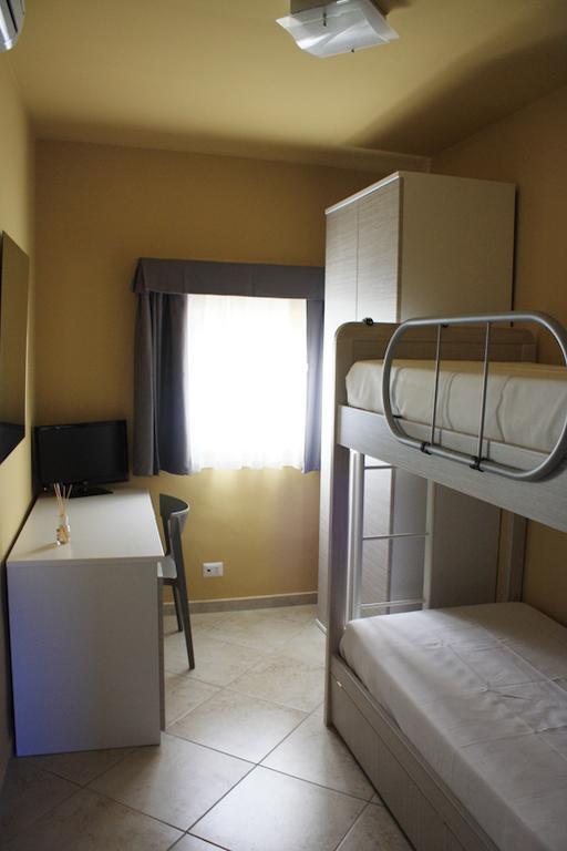 Bed & Breakfast Fly *