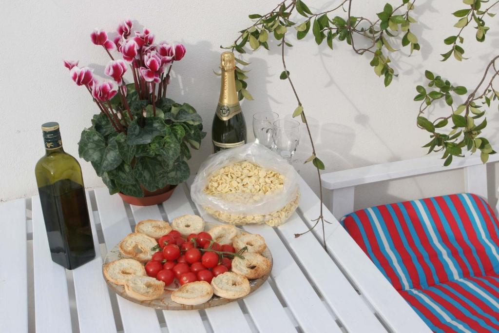 Guest house Saint Nicholas Plaza 3*