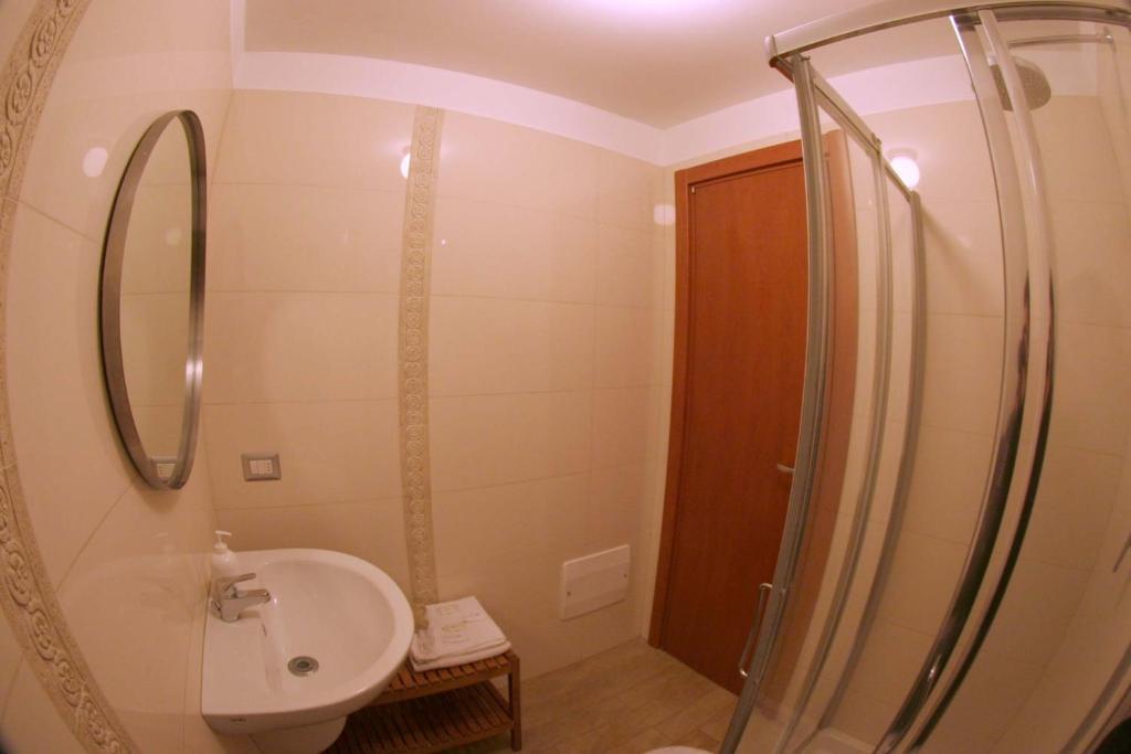 Saint Nicholas Plaza 3* Bari