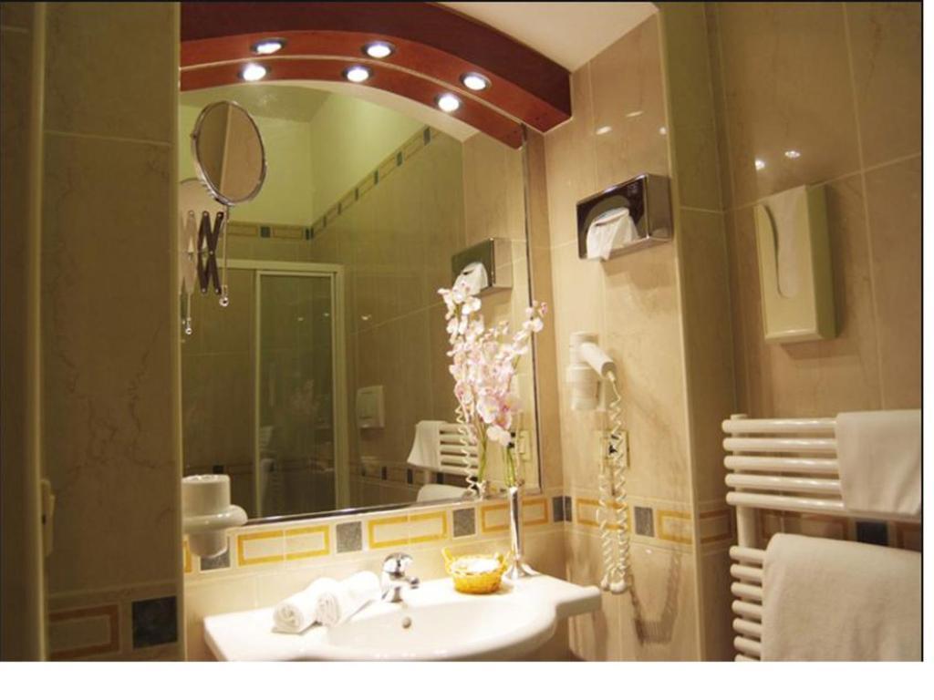 Hotel Adria 3*