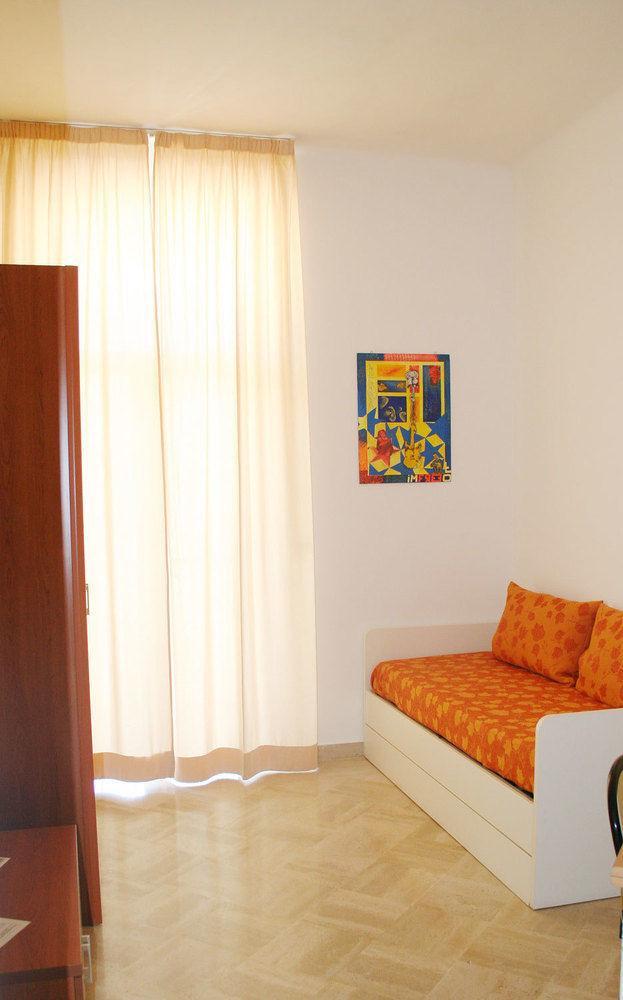 Khách sạn hẻo lánh Visa 3*