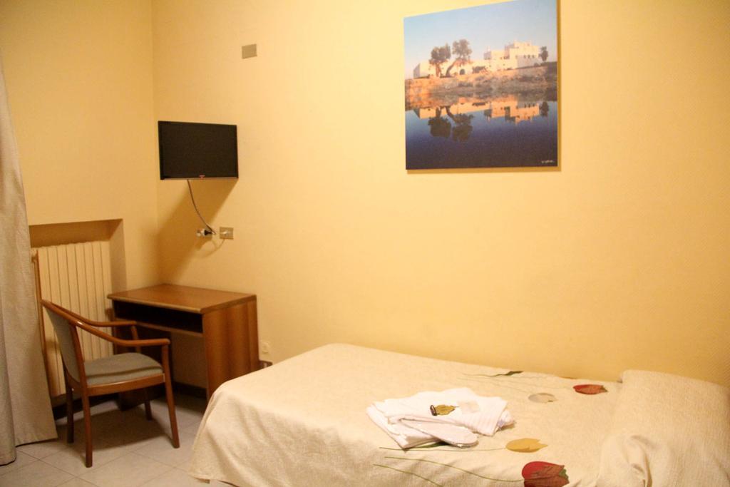 Cristal 3* Bari