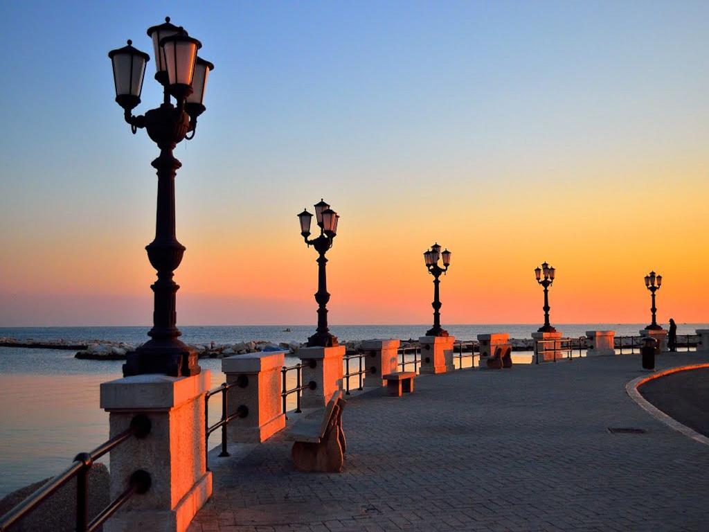Via Venezia 44 Bari
