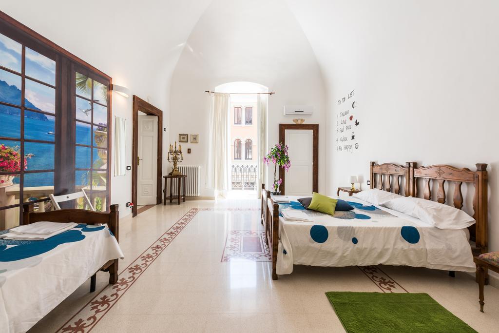 Sella - Youtown Apartment