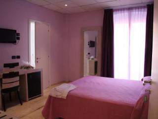 Central 3* Bari