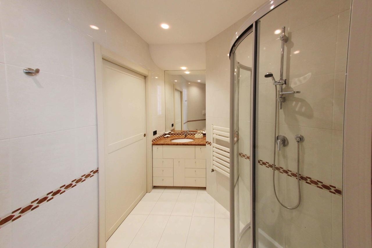 Apartment De Rossi *