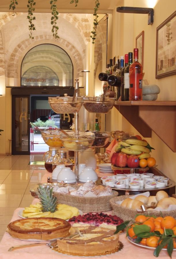 Adria Hotel 3*