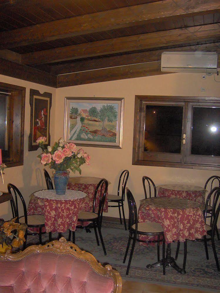 Santa Fara Bed & Breakfast