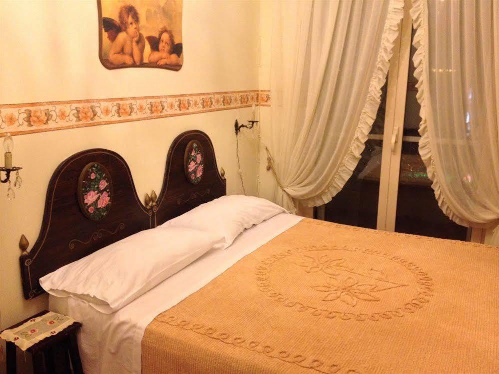 Bed & Breakfast Santa Fara 3*