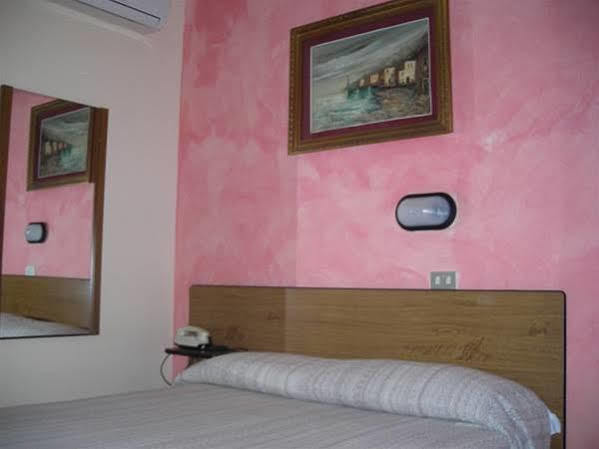 Hotel Cristal 3*