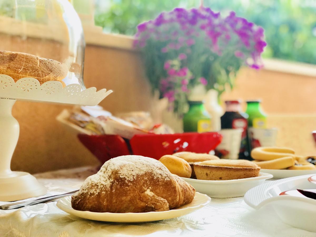 Aurora Bed & Breakfast Bari