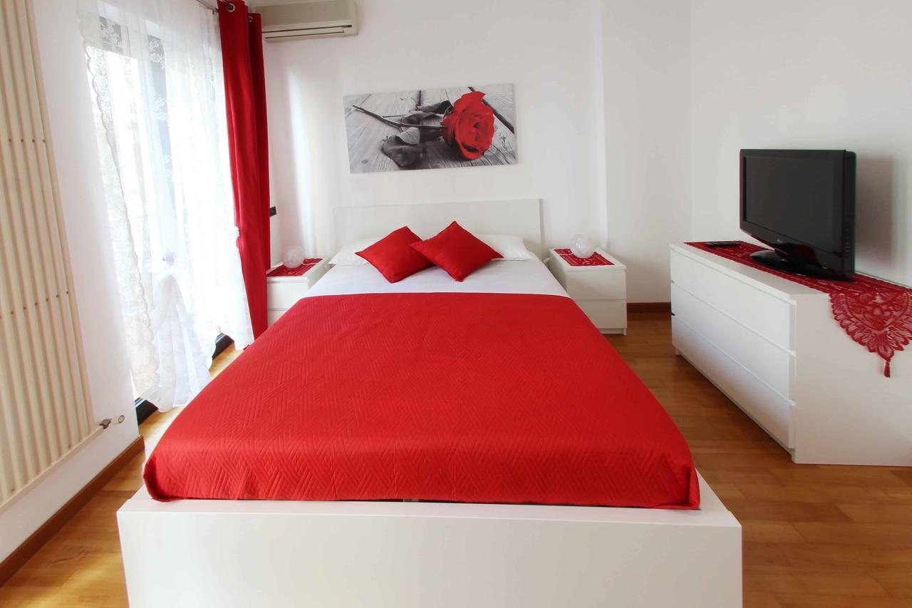 Apartment De Rossi Bari