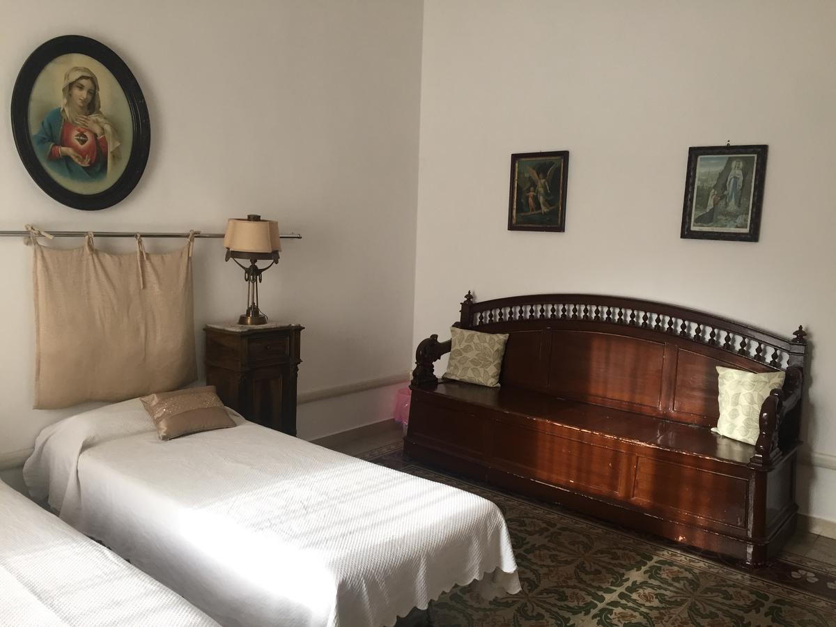 Guest house Center