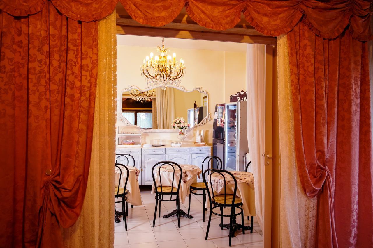 Santa Fara 3* Bari