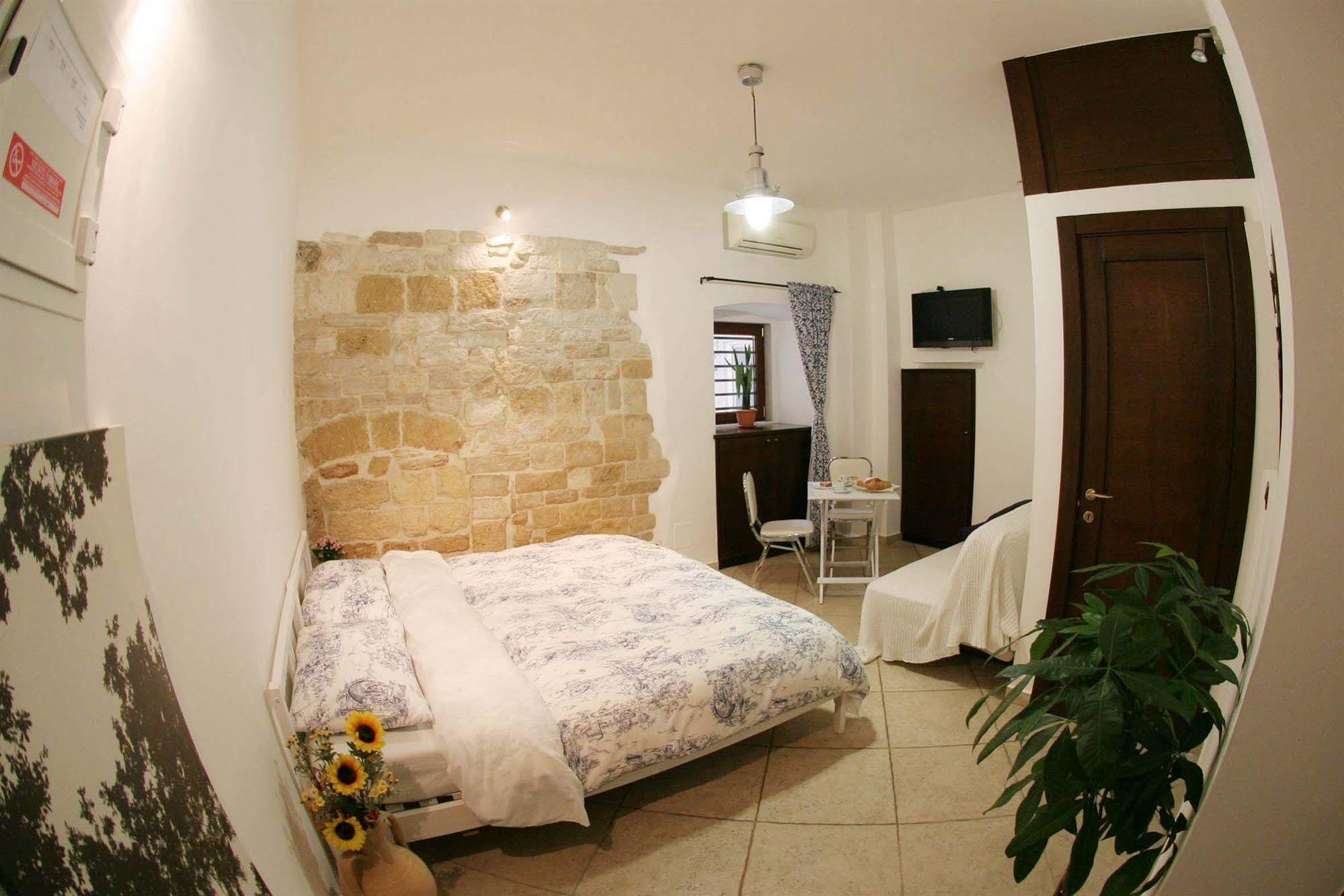 Saint Nicholas Plaza Guest house 3*