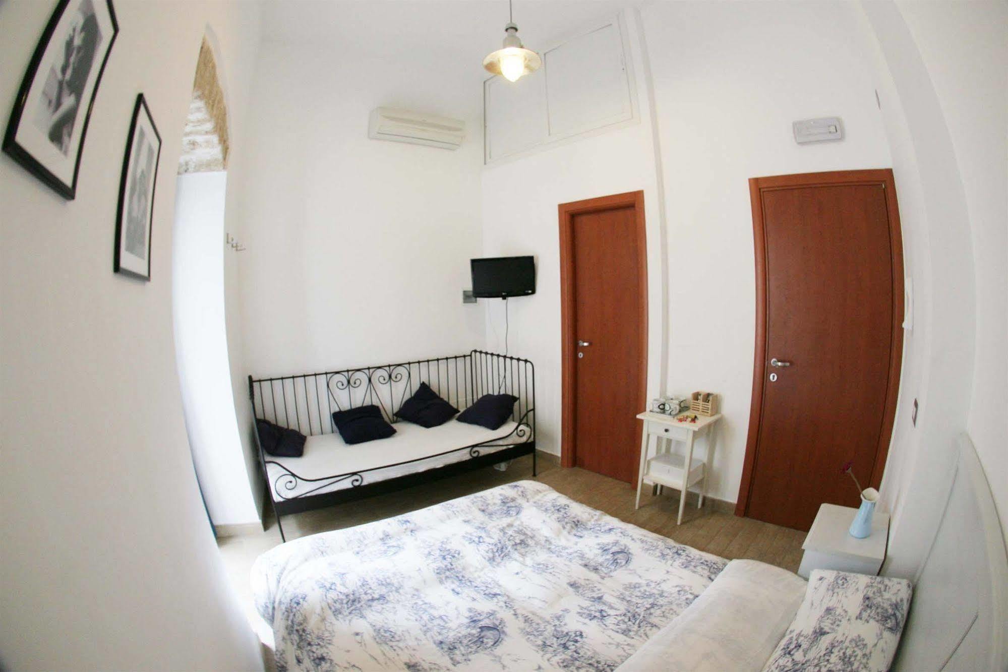 Guest house Saint Nicholas Plaza Bari