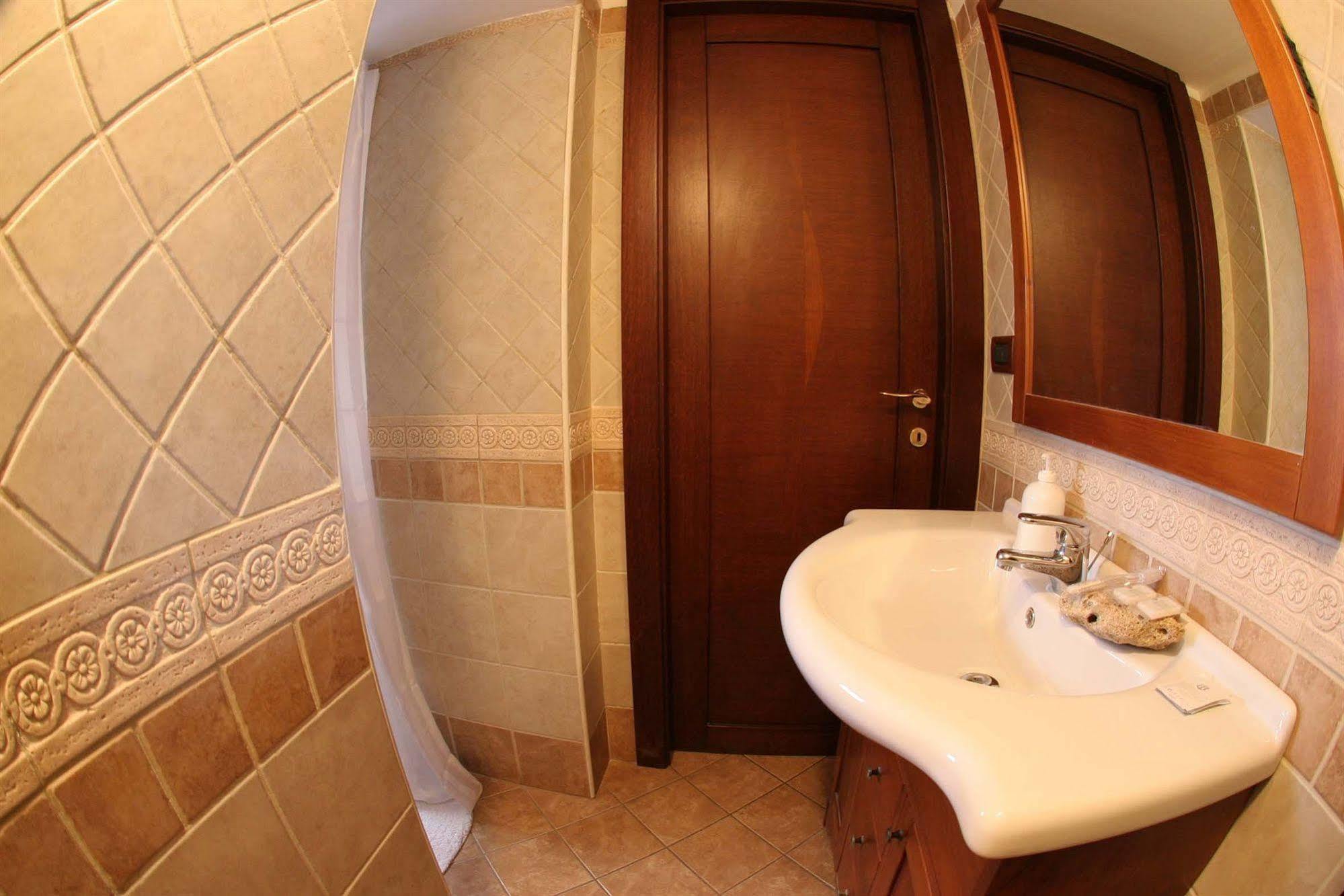 Guest house Saint Nicholas Plaza 3*