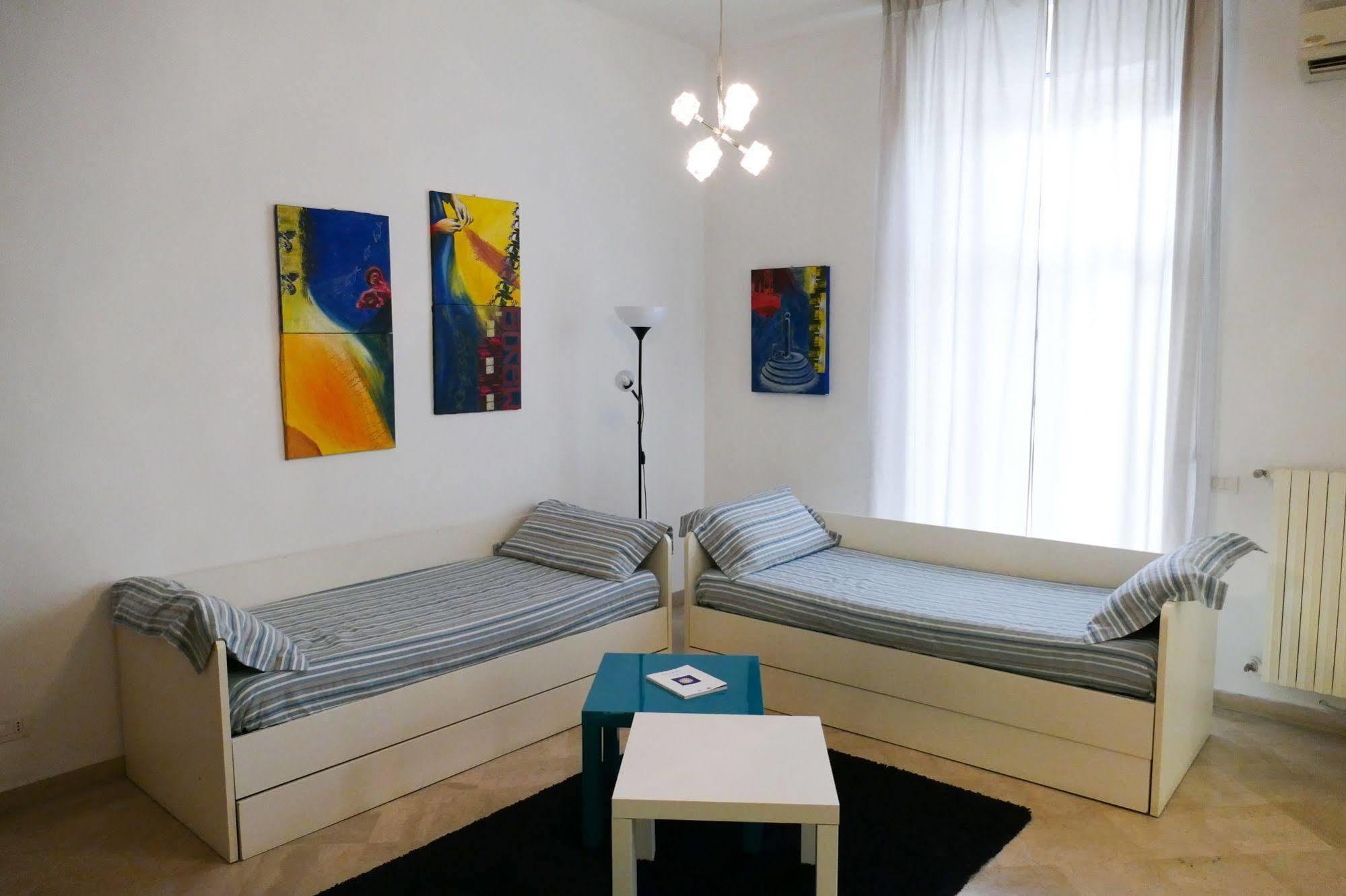 Khách sạn hẻo lánh Visa 3*