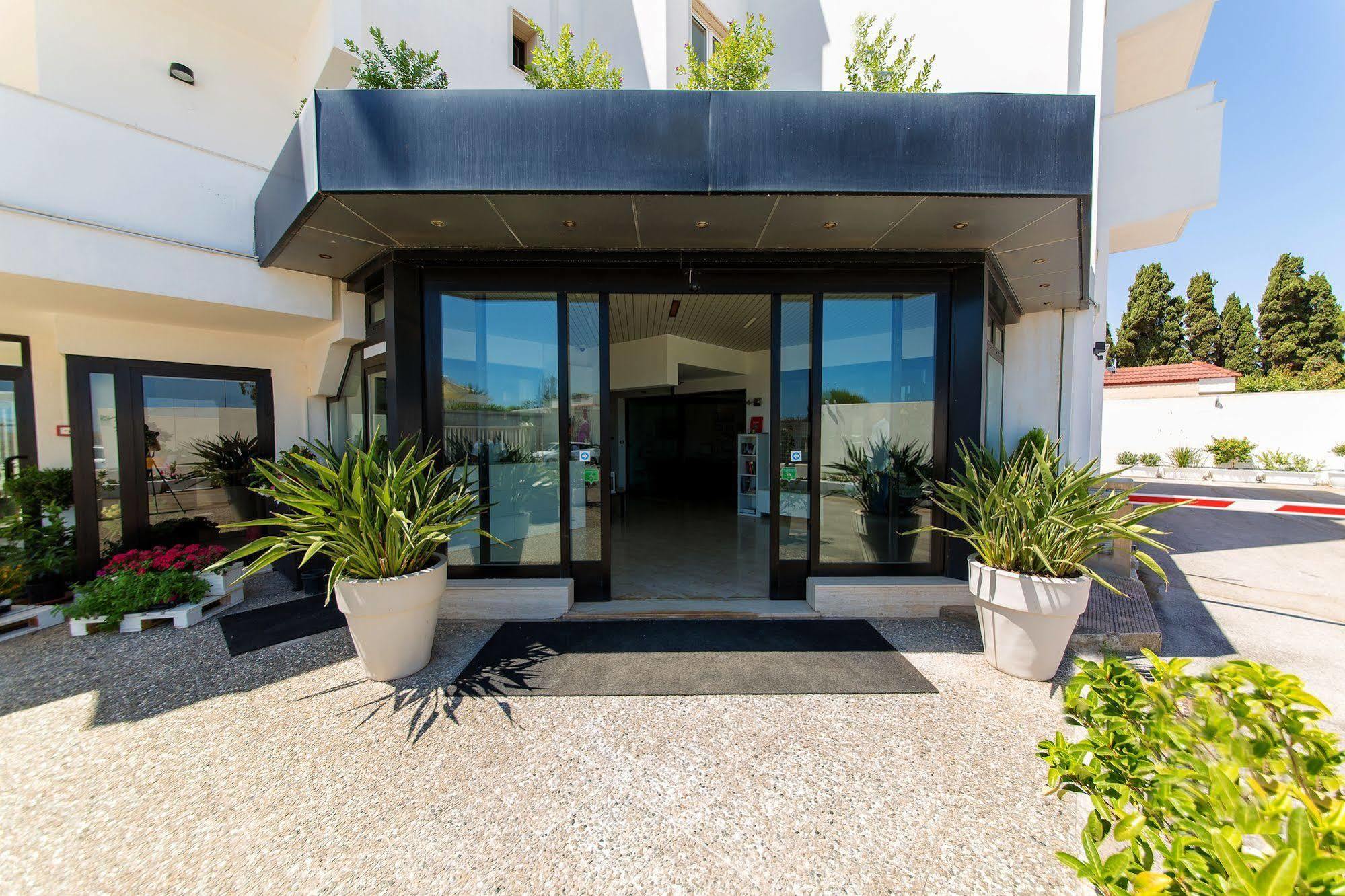 Riviera 3* Bari