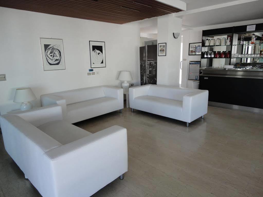 Hotel Riviera