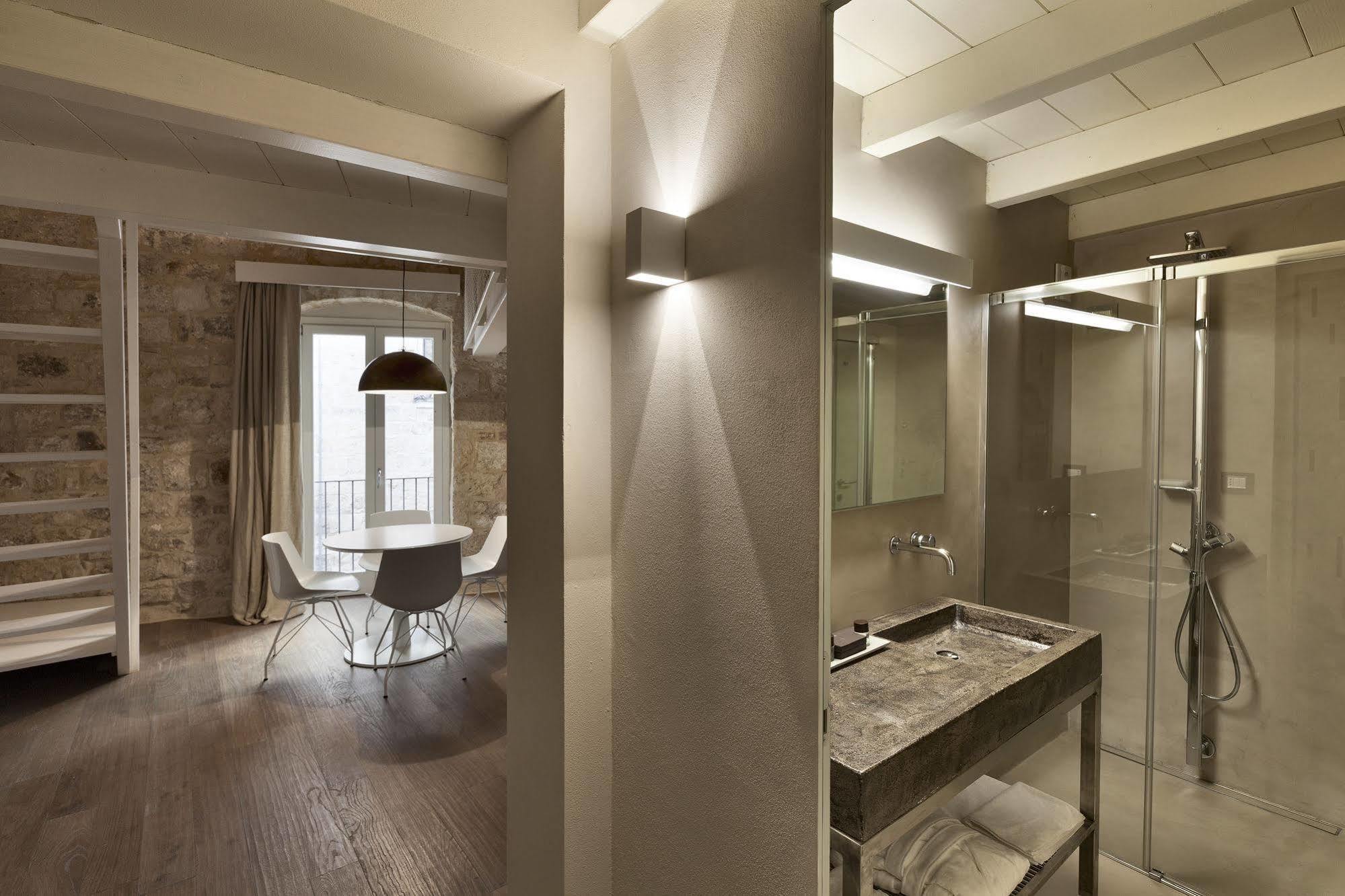 Palazzo Calo Aparthotel Bari