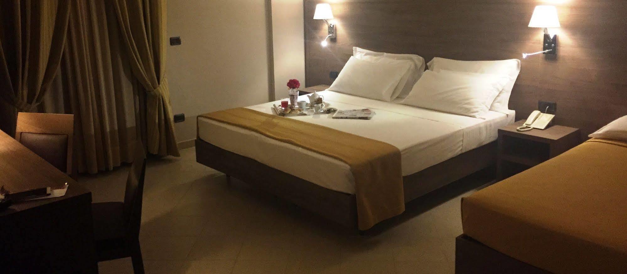 Hotel Moderno 3*