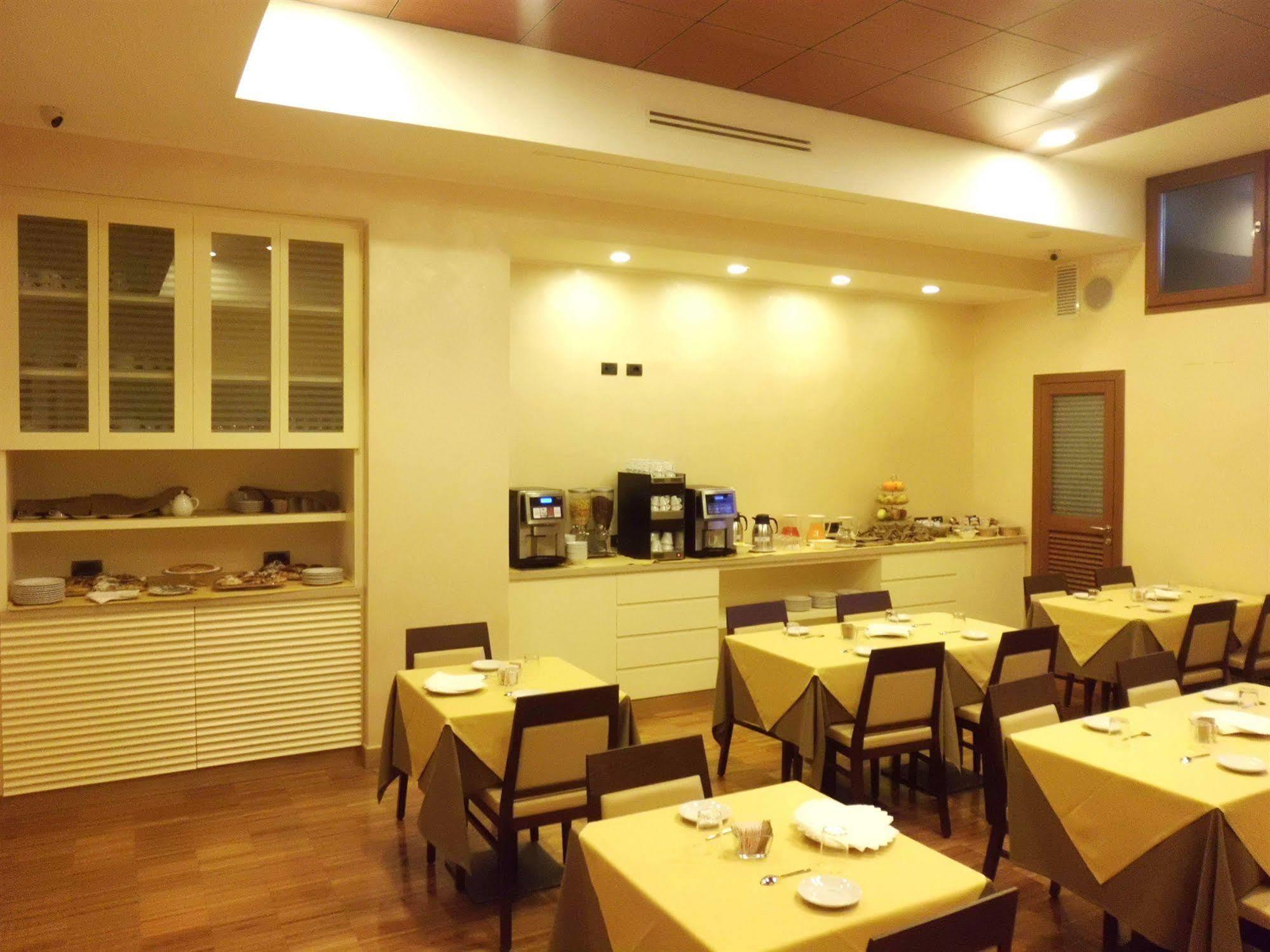Hotel Moderno