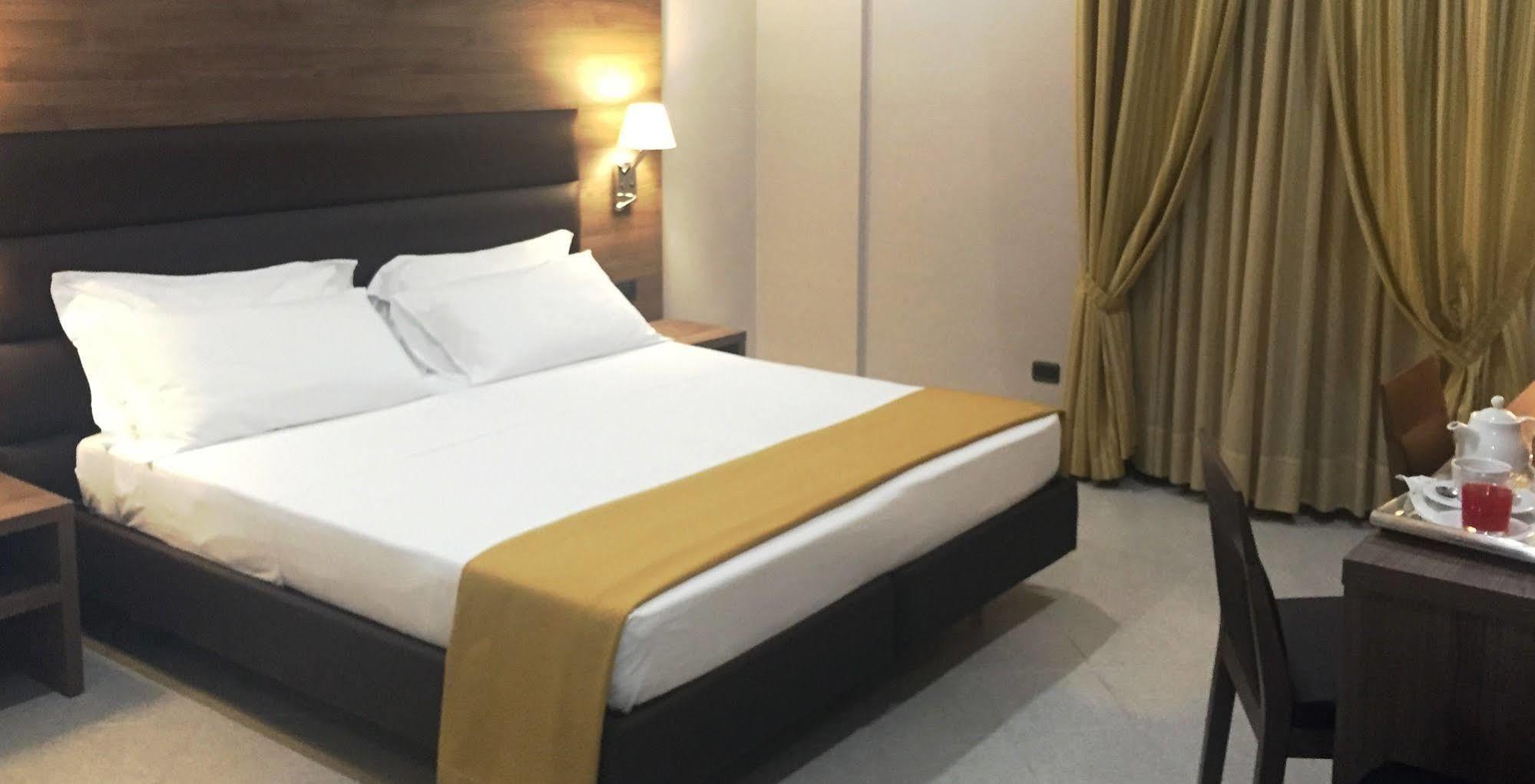 Hotel Moderno