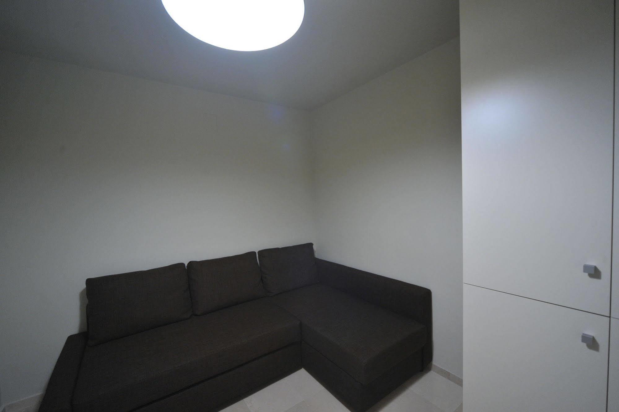 Gatto Bianco House 2*