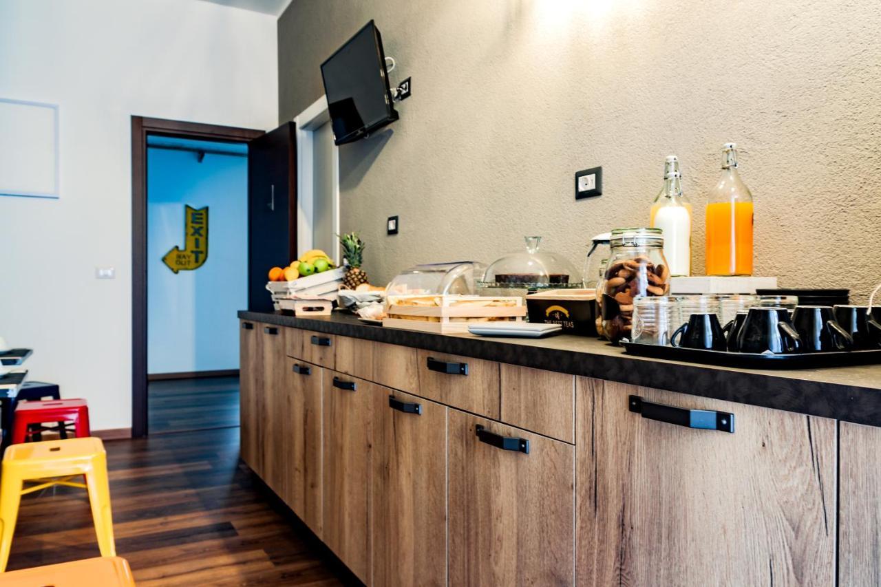 Bed & Breakfast Travel Station 2*